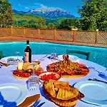 Çiftlik konaklama Borgo Biaia Camporgiano